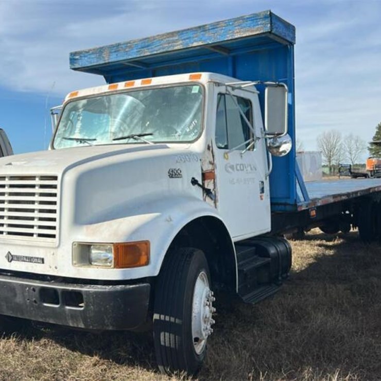 1995 INTERNATIONAL 4700