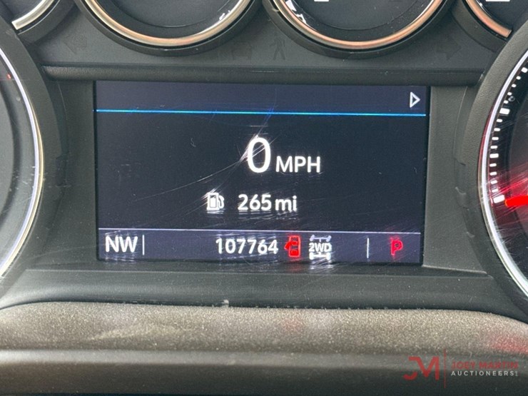 2020-chevrolet-1500-image-33