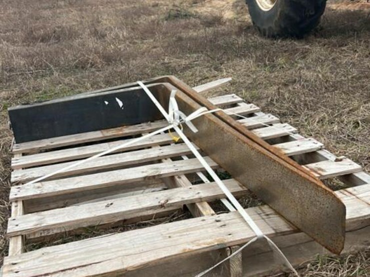 set-of-48"-pallet-forks-image-2