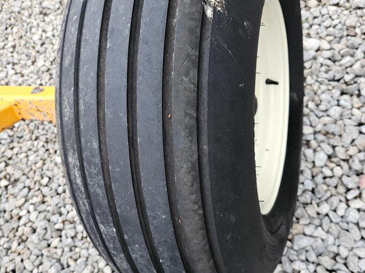 2010-hurricane-24-pull-type-ditcher-image-16