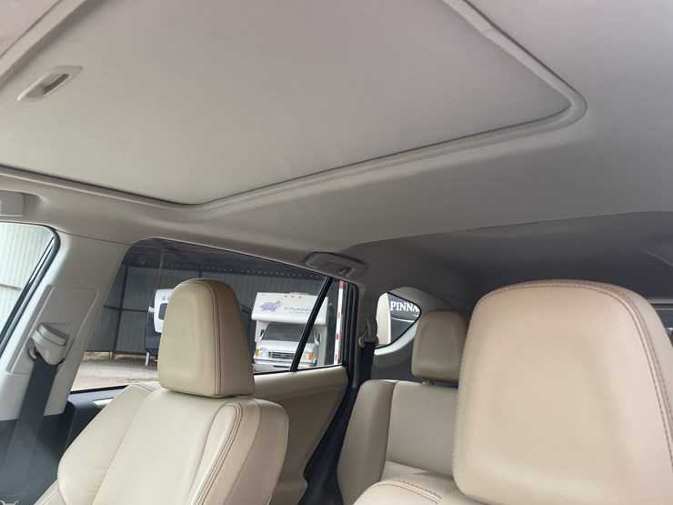 2013-toyota-rav4-image-72