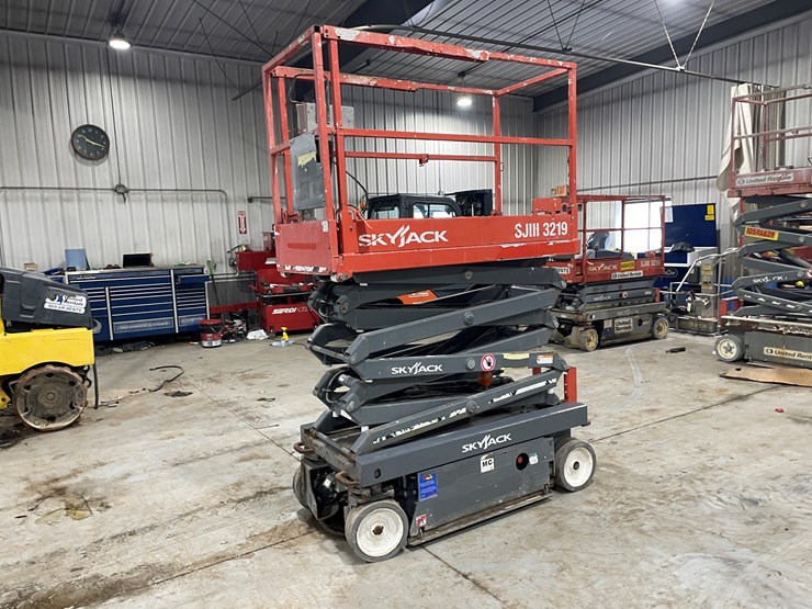 2018-skyjack-sjiii3219-image-11