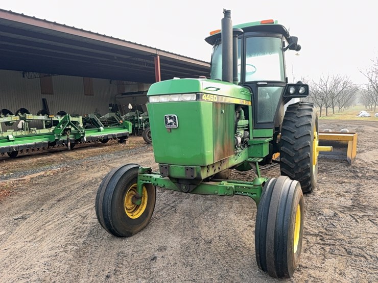 john-deere-4450-image-8