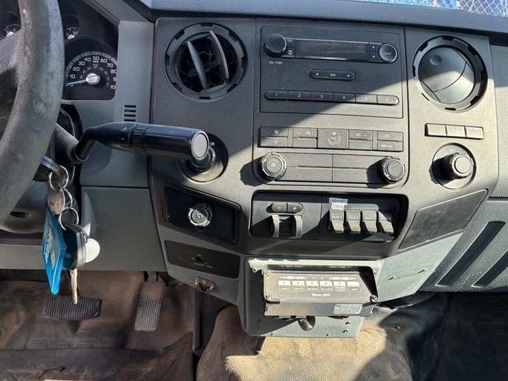 2014-ford-f250-image-18