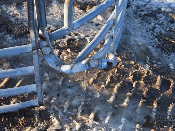 livestock-bale-ring-image-6