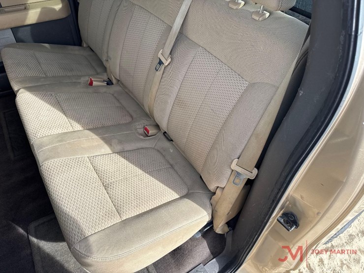 2014-ford-f150-xlt-image-18