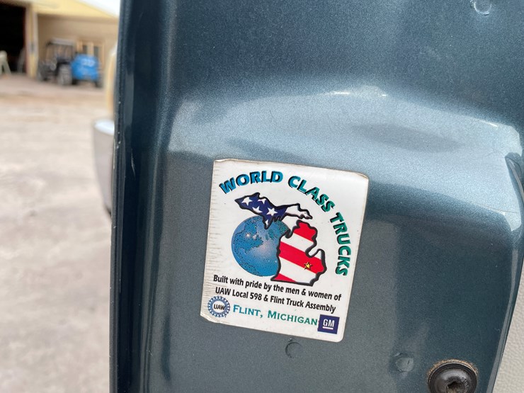 2011-chevrolet-silverado-2500hd-lt-image-53