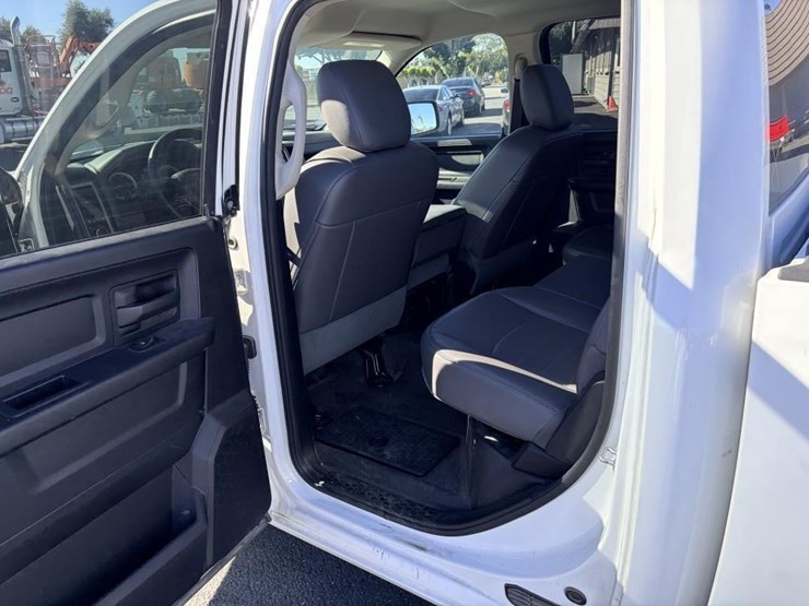 2016-dodge-ram-1500-image-11