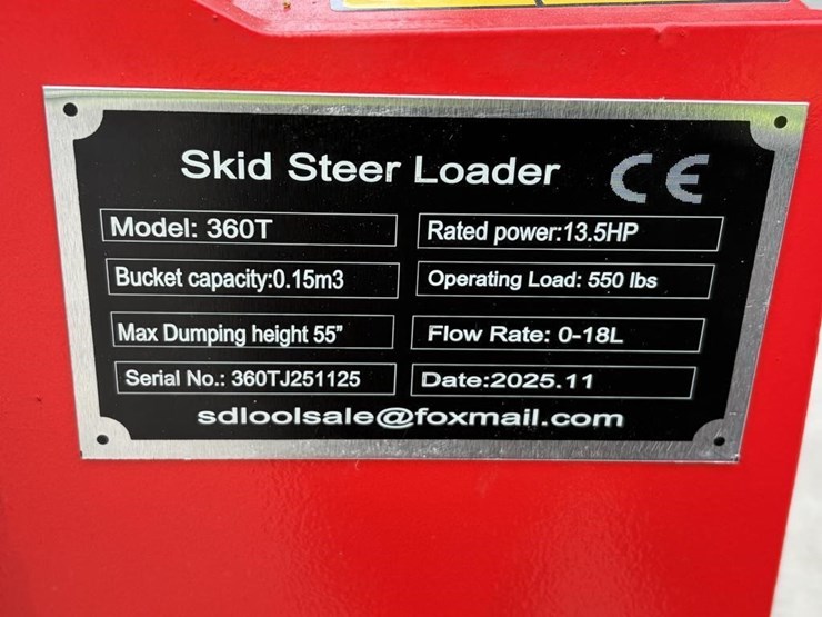 2025-sdlool-sl360t-skid-steertrack-loader-image-12