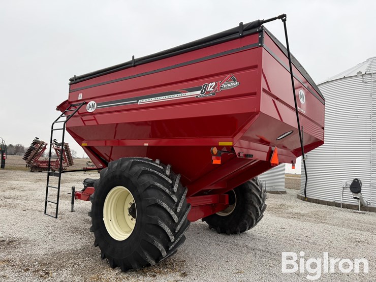 2017-j&m-875-image-7