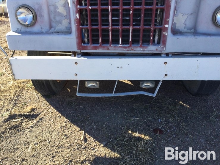 1970-white-4000-image-19