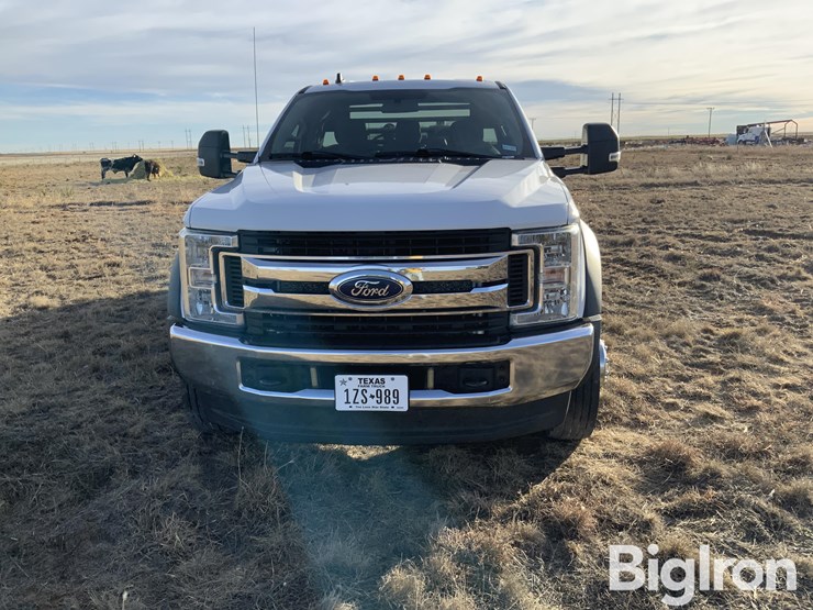 2019-ford-f550-xl-image-2
