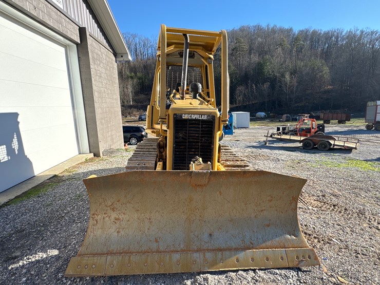 caterpillar-d3g-xl-image-6