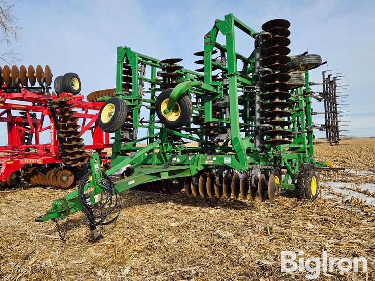 2008-john-deere-2310-image-1