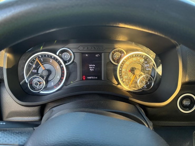 2019-dodge-ram-5500-image-18
