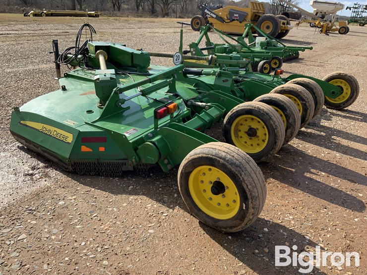 2022-john-deere-r15-image-7