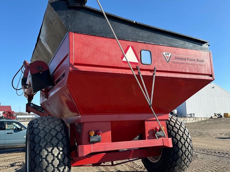 united-farm-tools-625-image-7