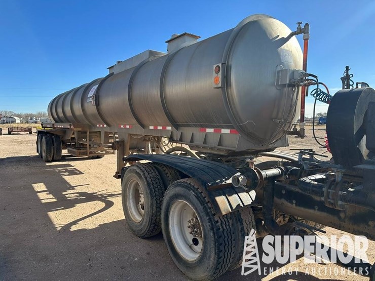 (x)-2011-overland-130-bbl-/-5460-gal-2-compartmen...-image-4