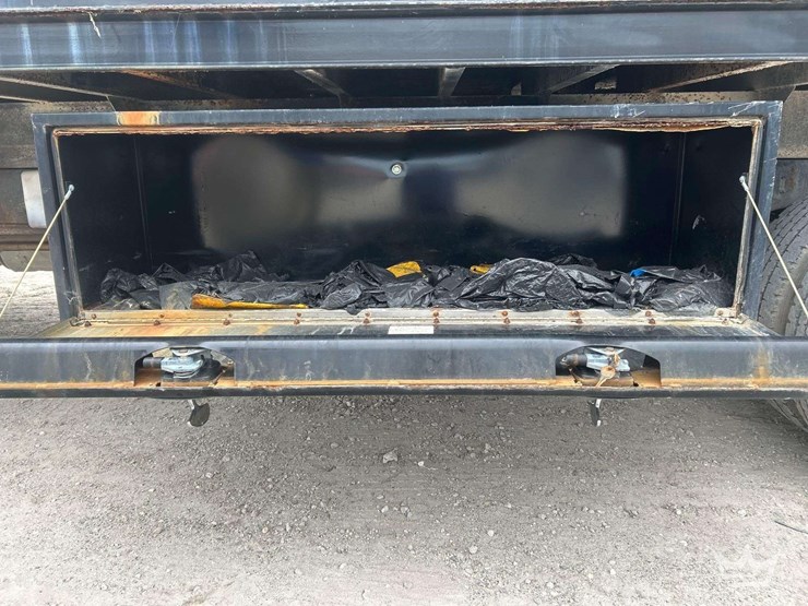 2008-ford-f550-image-25