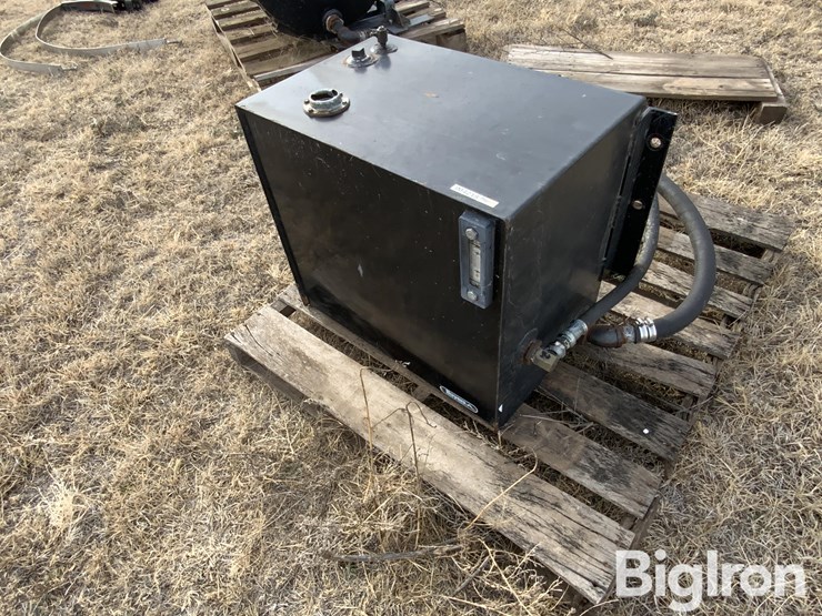 buyers-hydraulic-tank-image-1
