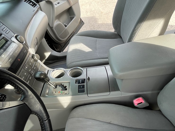 2008-toyota-highlander-image-70