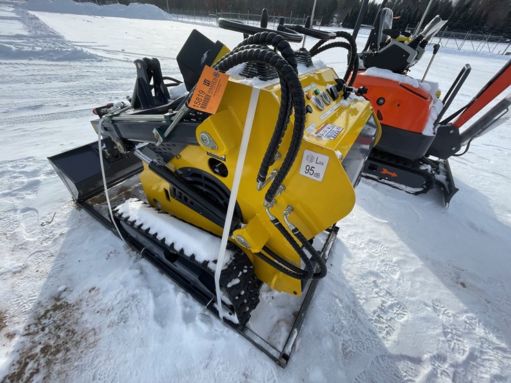 #156-•-landhero-mini-skid-steer-loader-(mosinee,-wi)-image-8
