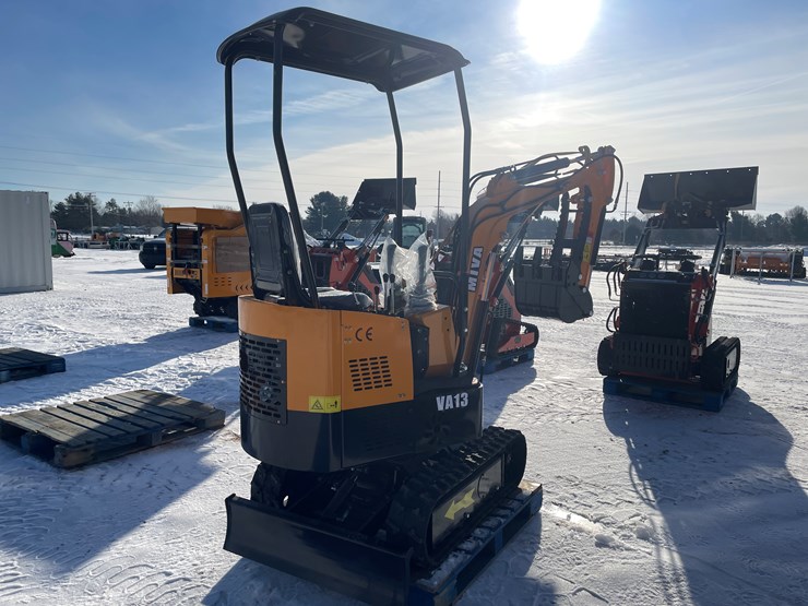 #130-•-miva-va13-mini-excavator-(mosinee,-wi)-image-5