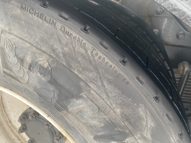 #302-•-2009-mack-gu713-semi-tractor-(has-wi-title)-(mosinee,-wi)-image-54