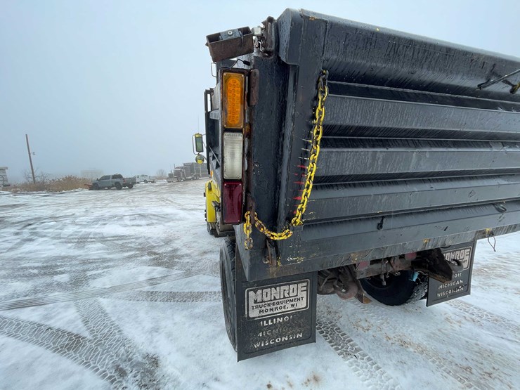 2004-caterpillar-c7-image-39