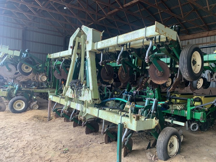 john-deere-1725-image-3