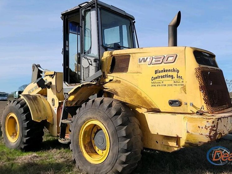 new-holland-w130-image-4