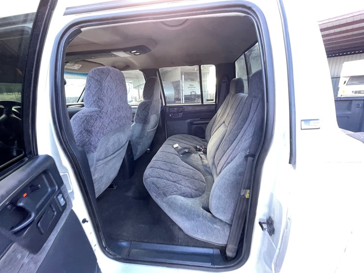 2002-chevrolet-s10-image-27