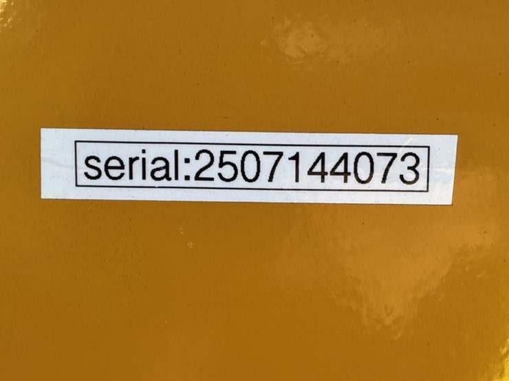 2025-aboss-gh350-skid-steertrack-loader-image-12