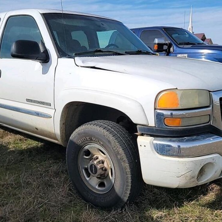 2003 GMC 2500HD