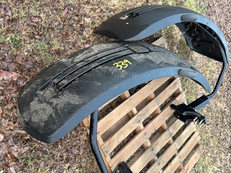 john-deere-front-fenders-image-1