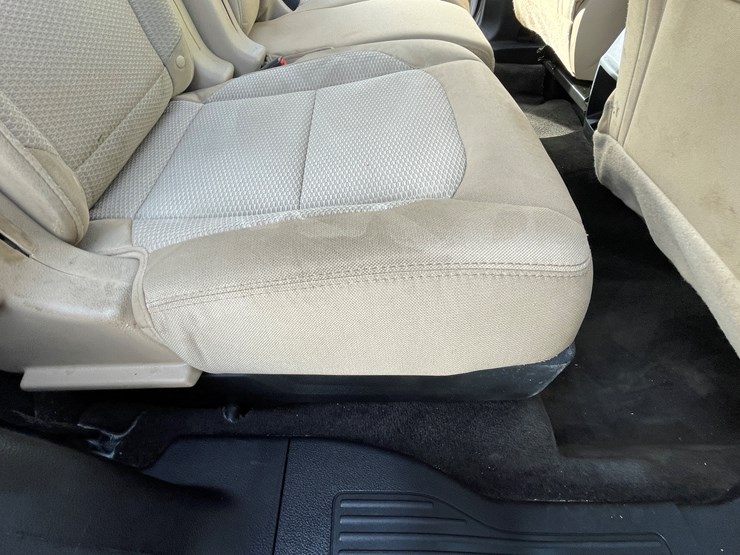 2017-ford-explorer-image-123