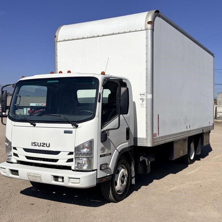 2016 ISUZU NRR