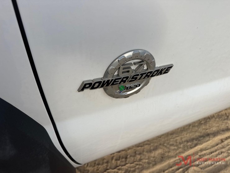 2016-ford-f550-xl-image-8