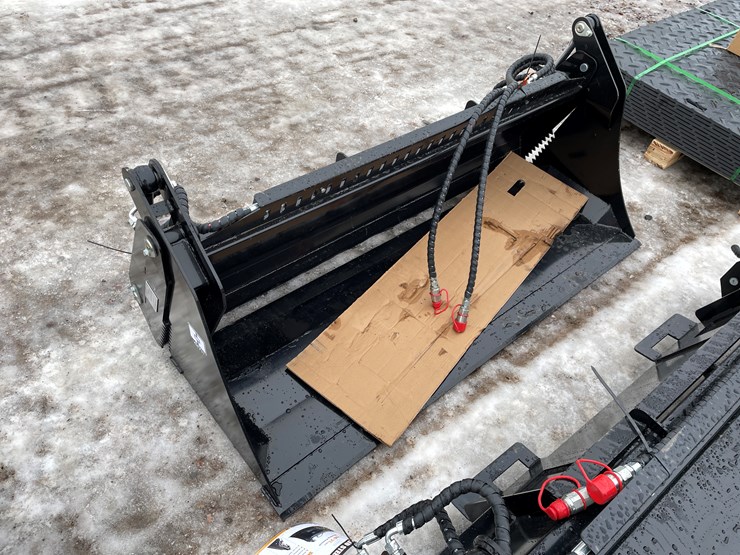 #18086-•-unused-2026-skid-steer-4-in-1-bucket-attachment-(princeton,-mn)-image-1