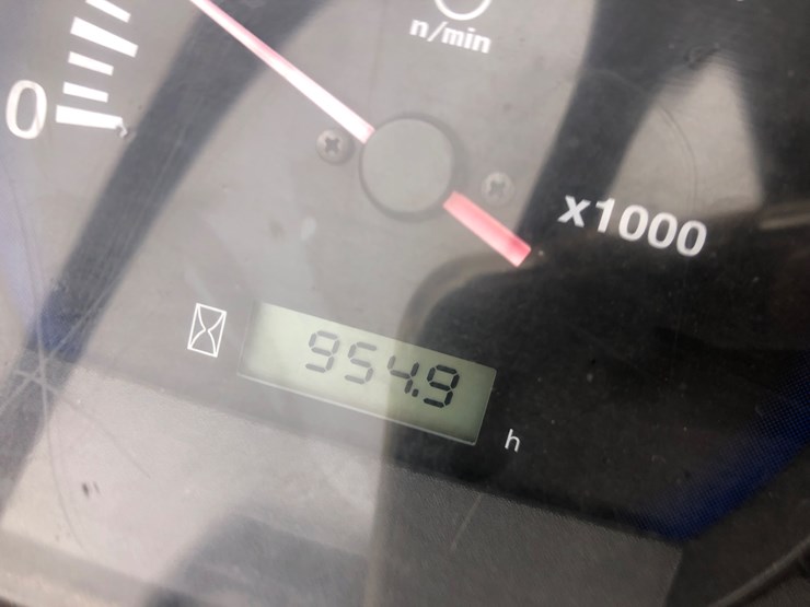 kubota-l4701-image-11