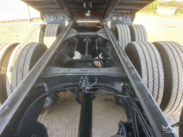 2016-kenworth-t680-image-31