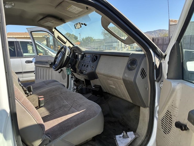 2008-ford-f450-image-10