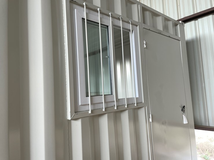 #200f-•-10'-storage-container-image-22