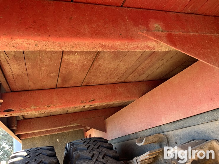 1975-ford-c600-image-17