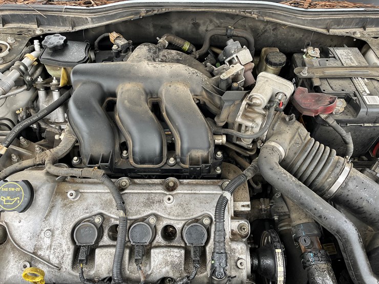 #21-•-government-agency-item-|-2010-ford-fusion-image-10