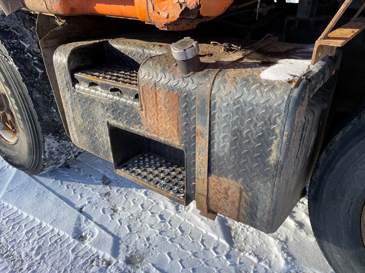 #314-•-1994-mack-quad-axle-dump-truck-(has-wi-title)(merrill,-wi)-image-9