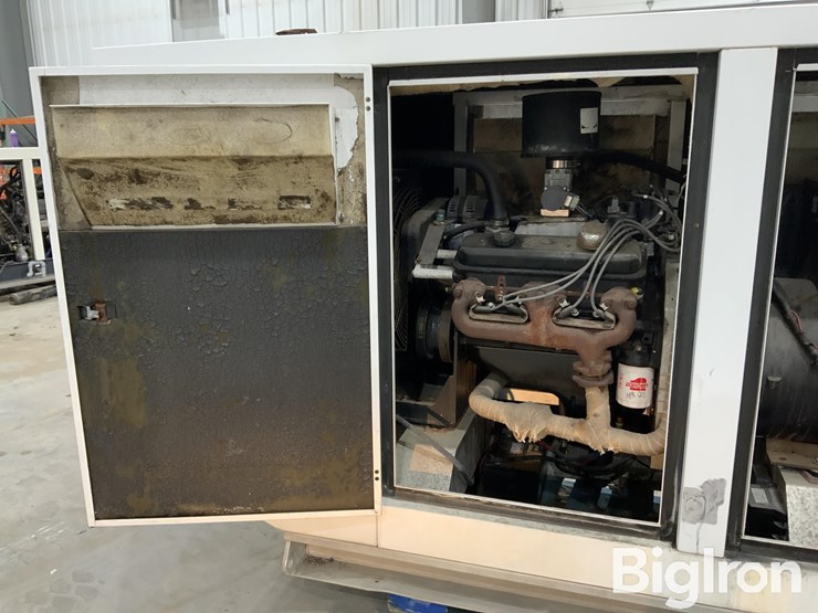 tradewinds-tgm60-60kw-skid-mount-gen-set-image-17