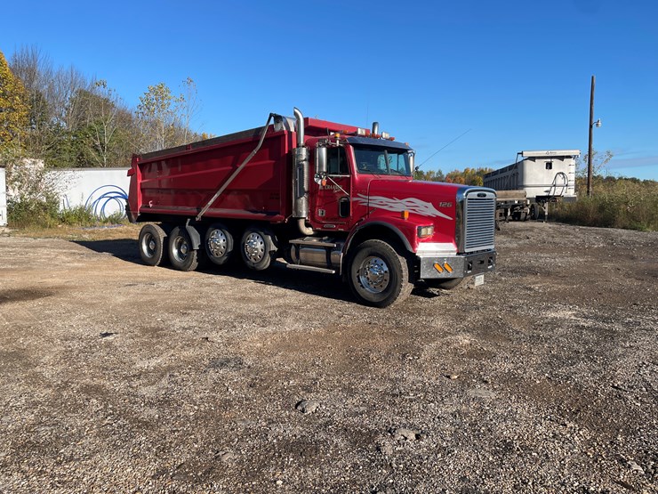 #312-•-2003-freightliner-dump-truck-(has-wi-title)-(denmark,-wi)-image-7