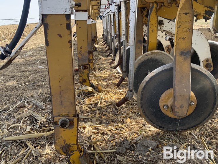 buffalo-8r30-3-pt-cultivator-image-17