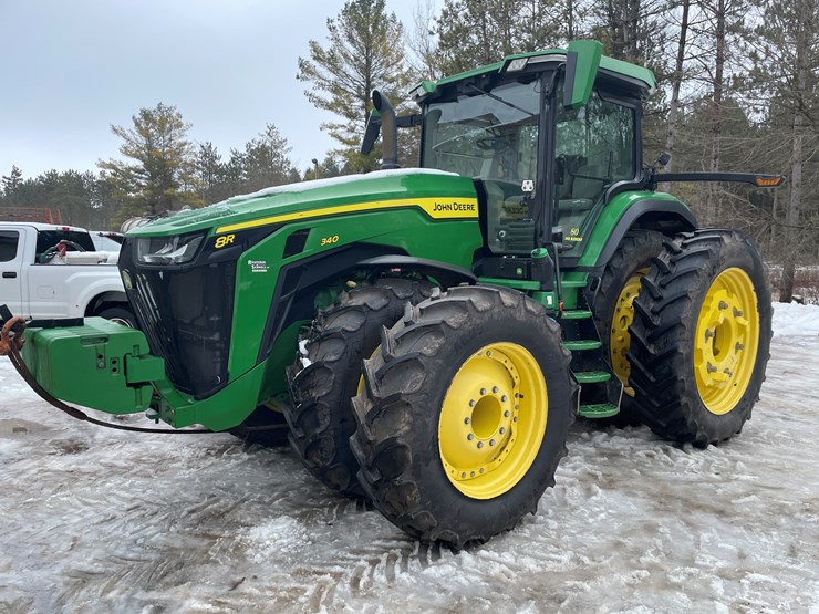 2020-john-deere-8r-340-image-12
